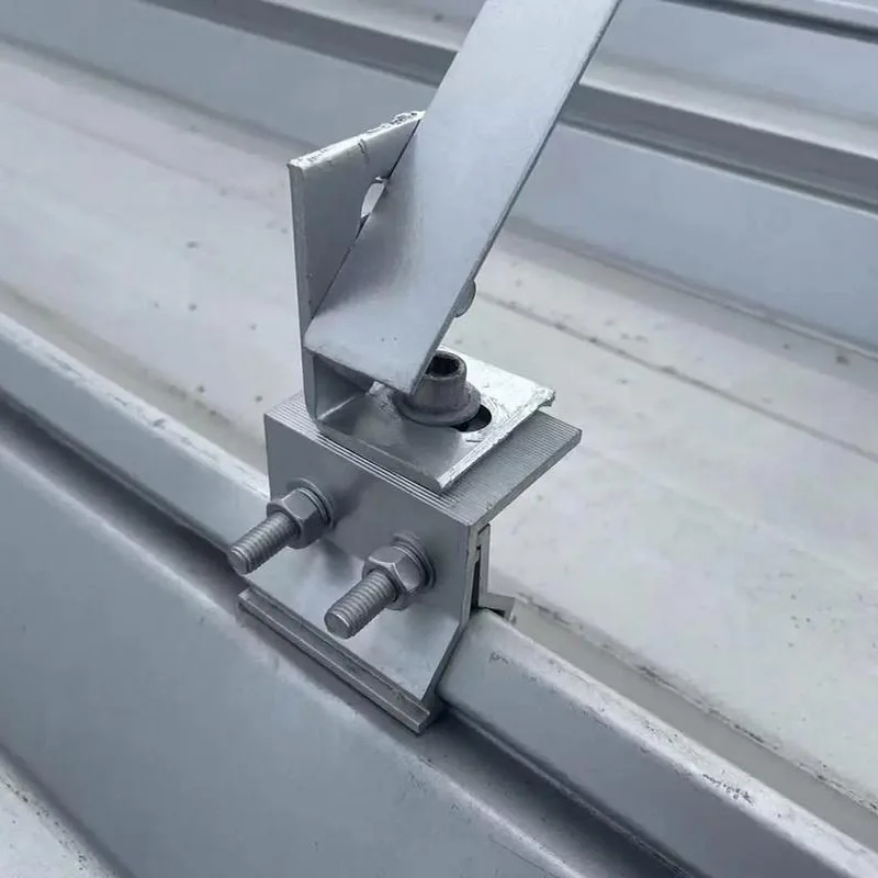 Solar bracket connector