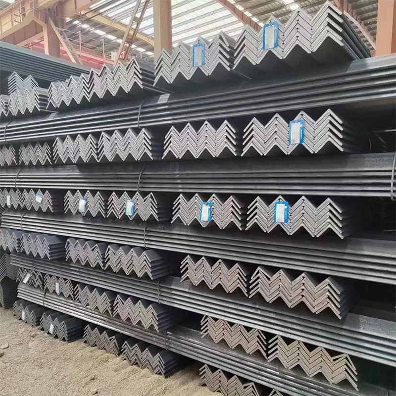 Barre d'angle en acier de construction